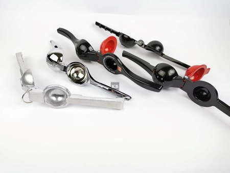 Wyciskacz do połówek cytryn i limonki, dźwigniowy, czarny