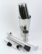 Zestaw barmański do drinków i koktajli Tin tin - 7 elementów: shaker Tin tin, jigger, łyżka, muddler, 2 nalewaki